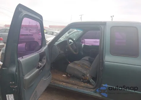 1995 Ford Ranger Super Cab from USA, damaged, VIN 1FTCR14U4SPA72352